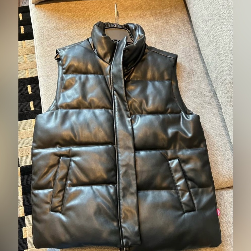 Levi’s faux leather puffer vest worn once